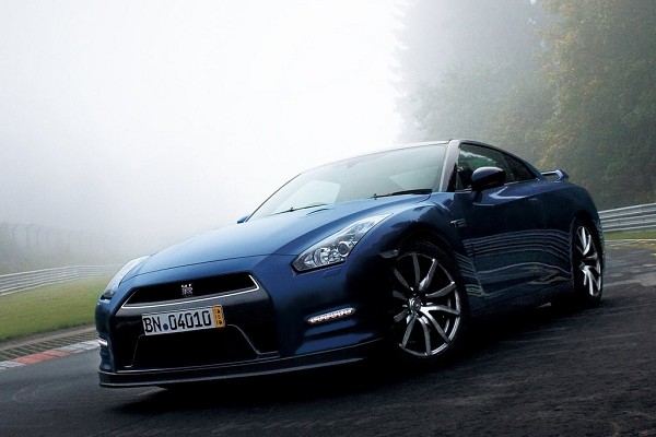 Nissan GT-R