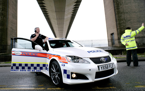汽車線上 英國地方警力購入lexus Is F執法