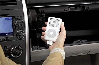 汽車線上 當mercedes Benz遇到ipod